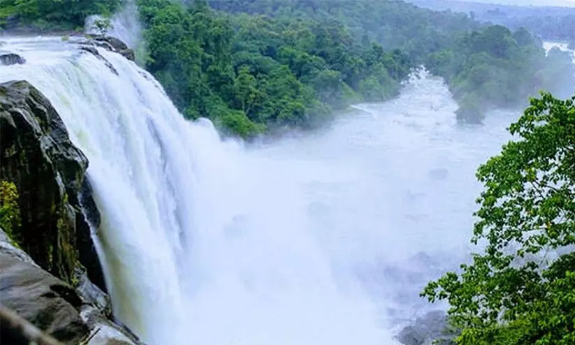 അതിരപ്പിള്ളി വിനോദ സഞ്ചാര കേന്ദ്രങ്ങൾ രണ്ടാഴ്​ച അടച്ചിടും