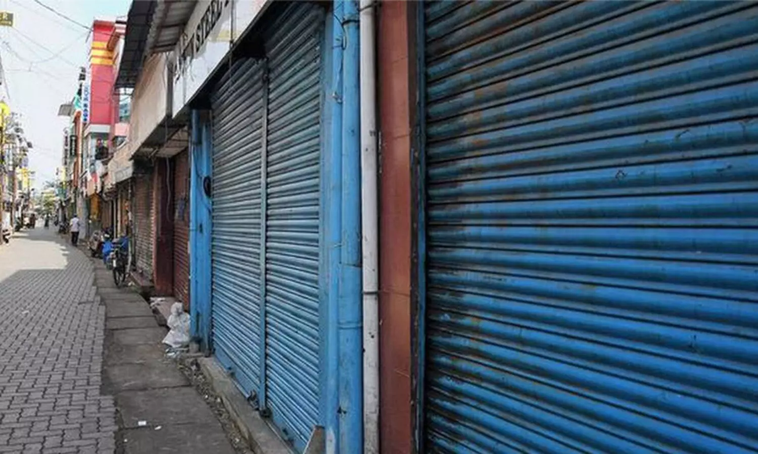 കടകൾ രാത്രി 7.30 വരെ മാത്രം മതിയെന്ന്​ തറപ്പിച്ച്​ പറഞ്ഞ്​ മുഖ്യമന്ത്രി