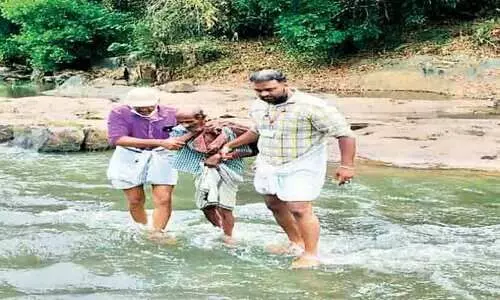 The old man found in the woods was rescued