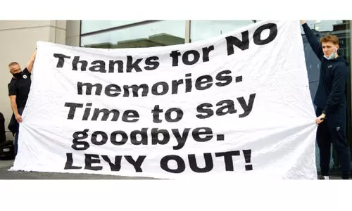 ഫു​ട്​​ബാ​ൾ ജ​യി​ച്ചു; സൂ​പ്പ​ർ ലീ​ഗ്​ പൊ​ളി​ഞ്ഞു