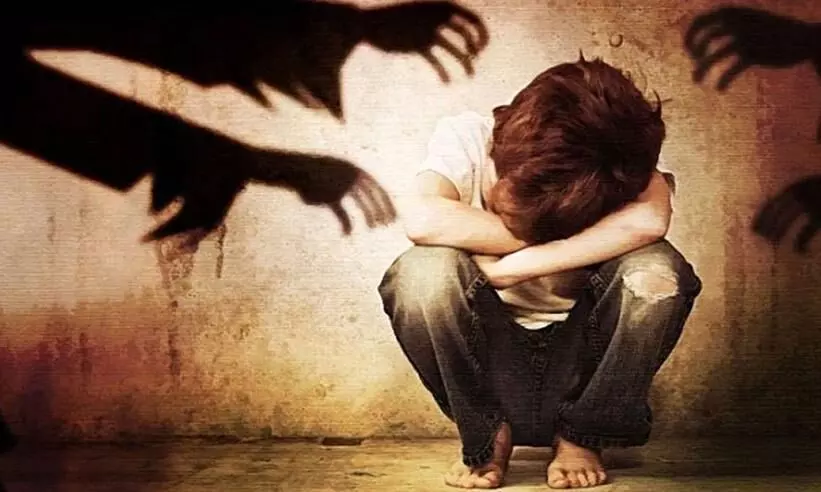 Woman sexually assault boy Woman sexually assault boy