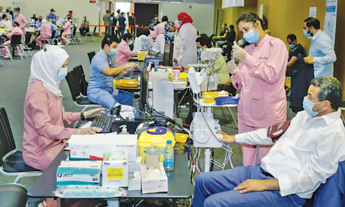 ക്യു.​എ​ൻ.​സി.​സി വാ​ക്​​സി​നേ​ഷ​ൻ കേ​ന്ദ്രം   ഇ​നി ര​ണ്ട്​ ഷി​ഫ്​​റ്റു​ക​ളി​ൽ