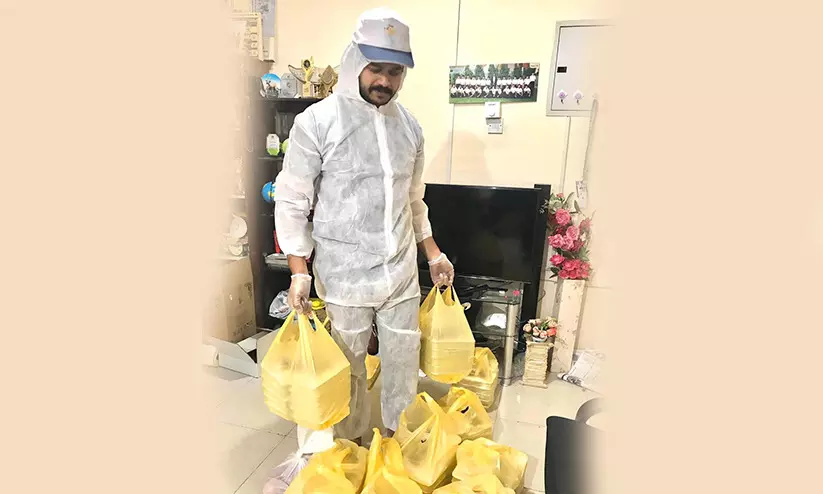 നോമ്പ് തുറപ്പിക്കുന്നതിെൻറ പുണ്യം തേടി ഒരു കുടുംബത്തിെൻറ ജീവിതയാത്ര നോമ്പ് തുറപ്പിക്കുന്നതിെൻറ പുണ്യം തേടി ഒരു കുടുംബത്തിെൻറ ജീവിതയാത്ര