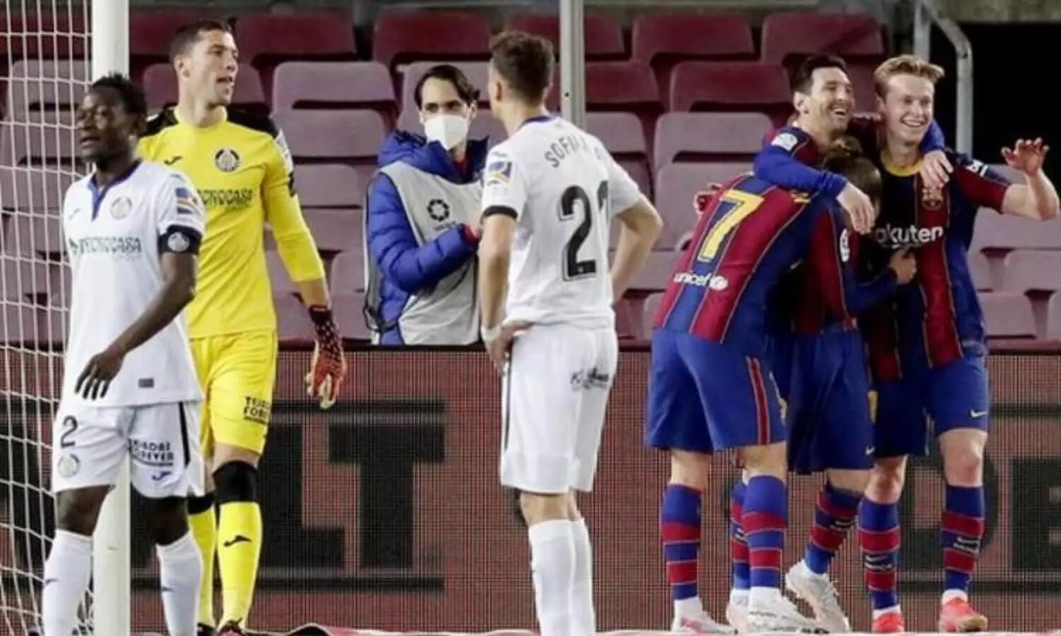 മെസ്സി മാജിക്​ വീണ്ടും; കിരീടപ്പോര്​ കനപ്പിച്ച്​ തകർപ്പൻ ജയവുമായി ബാഴ്​സയും അത്​ലറ്റിക്കോയും