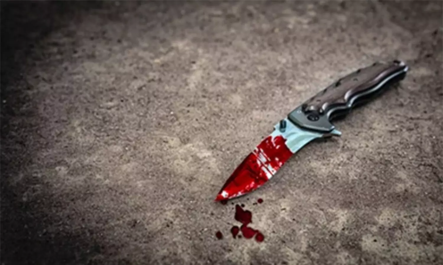 സ്വദേശി ല​ബ​നീ​സ്​ തൊ​ഴി​ലാ​ളി​യെ കു​ത്തി പരിക്കേൽപിച്ചു