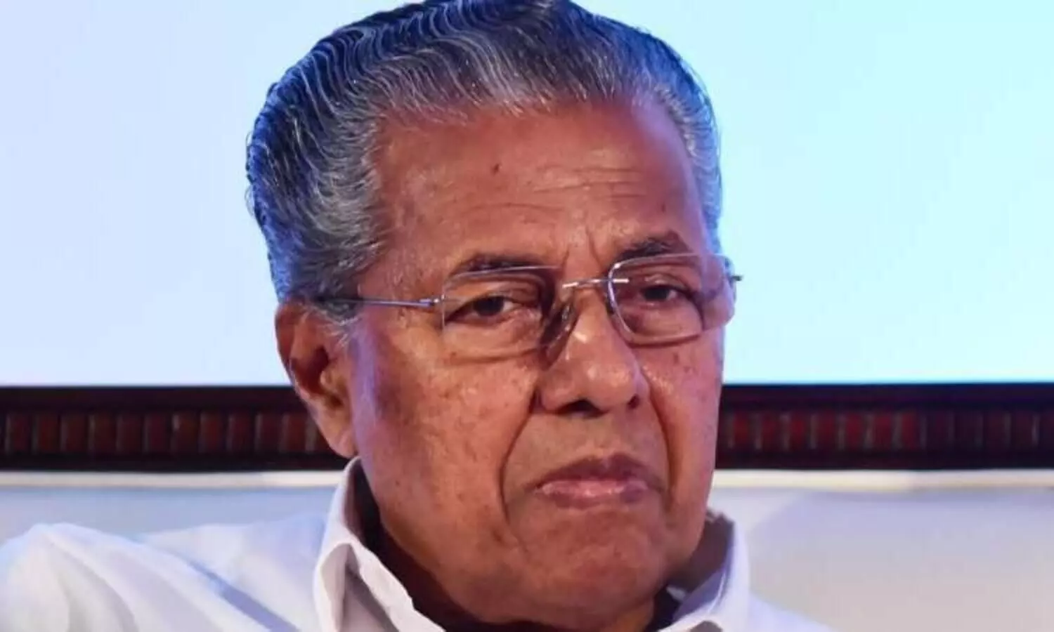 പണമുള്ളവര്‍ക്ക്​ മാത്രം വാക്സിന്‍ എന്ന നിലപാട് സ്വീകരിക്കാനാവില്ല; േകന്ദ്ര നയത്തിനെതിരെ ആഞ്ഞടിച്ച് മുഖ്യമന്ത്രി