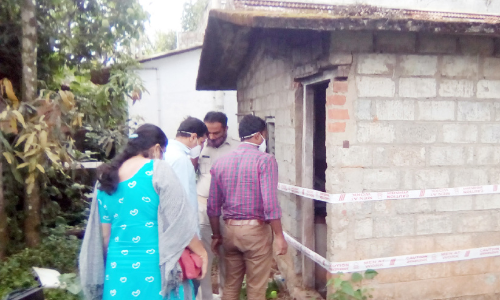 ആ​ൾ താ​മ​സ​മി​ല്ലാ​ത്ത വീ​ട്ടി​ലെ സ്ഫോ​ട​നത്തിൽ അ​മ്പ​ര​ന്ന് കാ​ര​ക്ക​ണ്ടി നി​വാ​സി​ക​ൾ