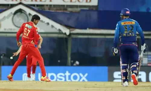 ബാറ്റിങ്ങിൽ വീണ്ടും പണിപാളി മുംബൈ; പഞ്ചാബിന്​ ജയിക്കാൻ 132