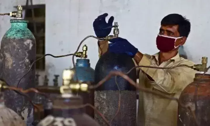 ഓക്സിജനും റെംഡെസിവിർ മരുന്നും ഇന്ത്യക്ക് നൽകുമെന്ന് റഷ്യ ഓക്സിജനും റെംഡെസിവിർ മരുന്നും ഇന്ത്യക്ക് നൽകുമെന്ന് റഷ്യ