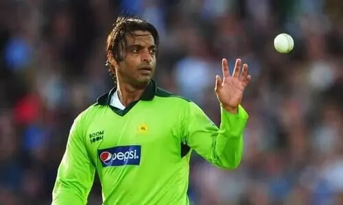 നമ്മളൊന്നിച്ച്​ നിൽക്കേണ്ട സമയം; ഇന്ത്യയെ സഹായിക്കാൻ ആഹ്വാനം ചെയ്​ത്​ പാകിസ്​താൻ ക്രിക്കറ്റർ ശുഐബ്​ അക്തർ