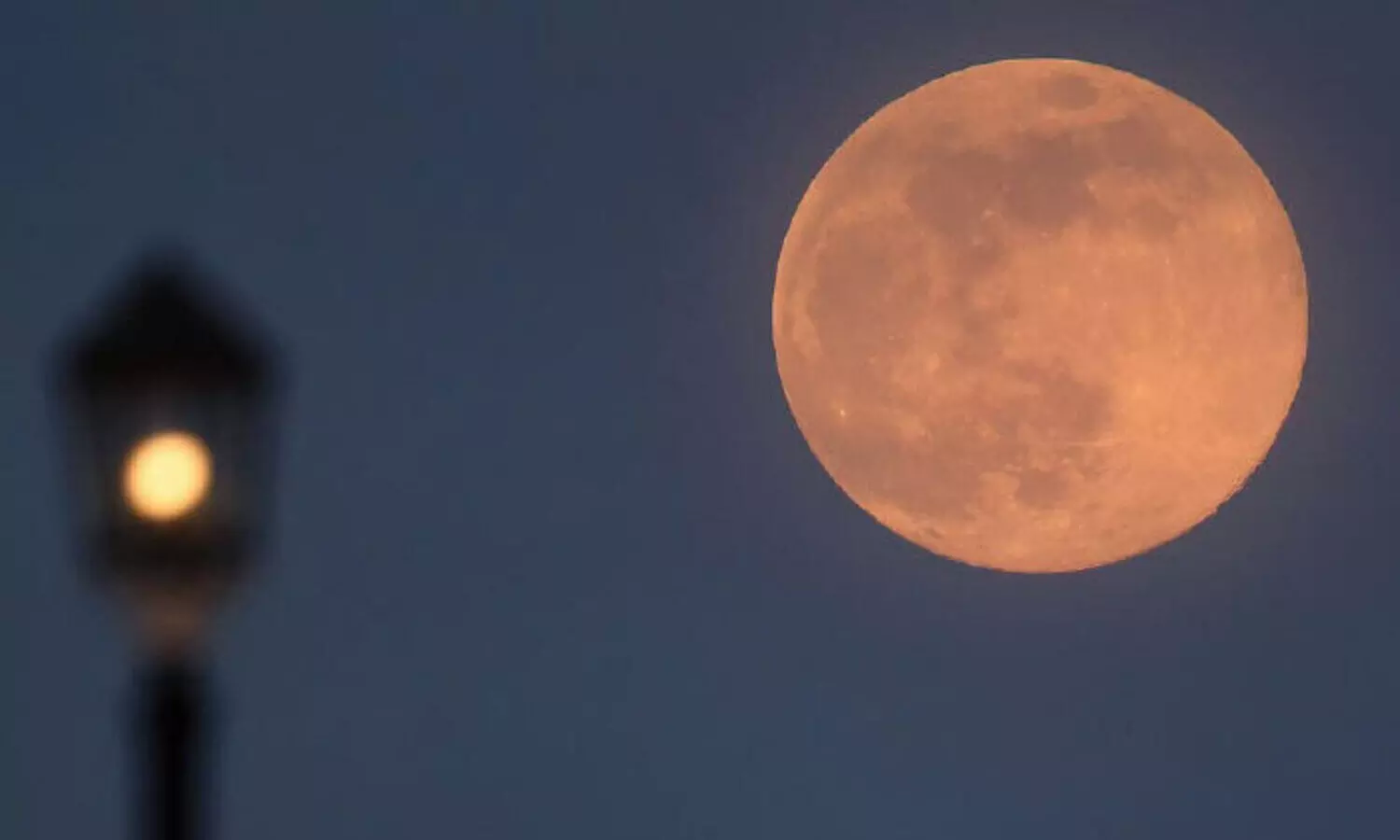 റ​മ​ദാ​ൻ പ​തി​നാ​ലാം രാ​വി​ൽ ഇ​ത്ത​വ​ണ സൂ​പ്പ​ർ മൂ​ൺ