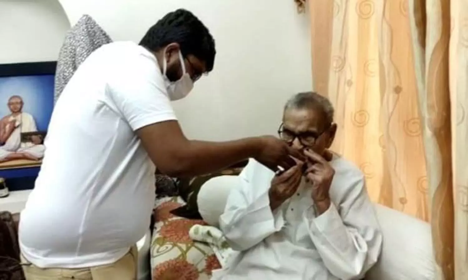 പ്രതീക്ഷകൾ അണയുന്നില്ല; സ്വാതന്ത്ര്യ സമര സേനാനിയായ 104 കാരൻ കോവിഡ്​ മുക്​തനായി