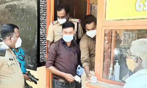 ചൊവ്വള്ളൂർ ക്ഷേത്രത്തിൽ മോഷണം; സ്വർണവും പണവും കവർന്നു