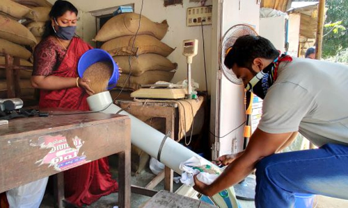 കോ​വി​ഡിന്‍റെ മ​റ​വി​ൽ റേഷൻകടകളുടെ സമയം മാറ്റി സംഘടനകൾ