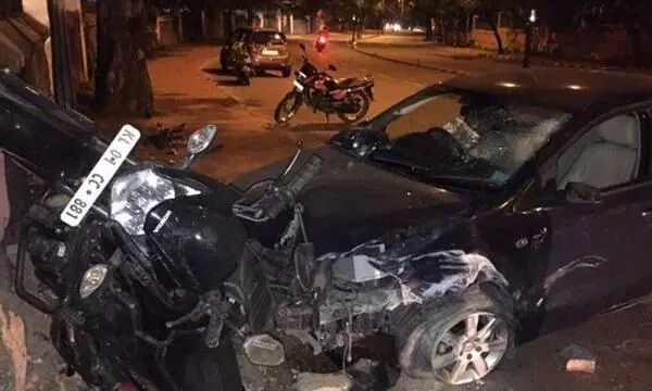 road accident in kerala highbeam night road accident in kerala highbeam night