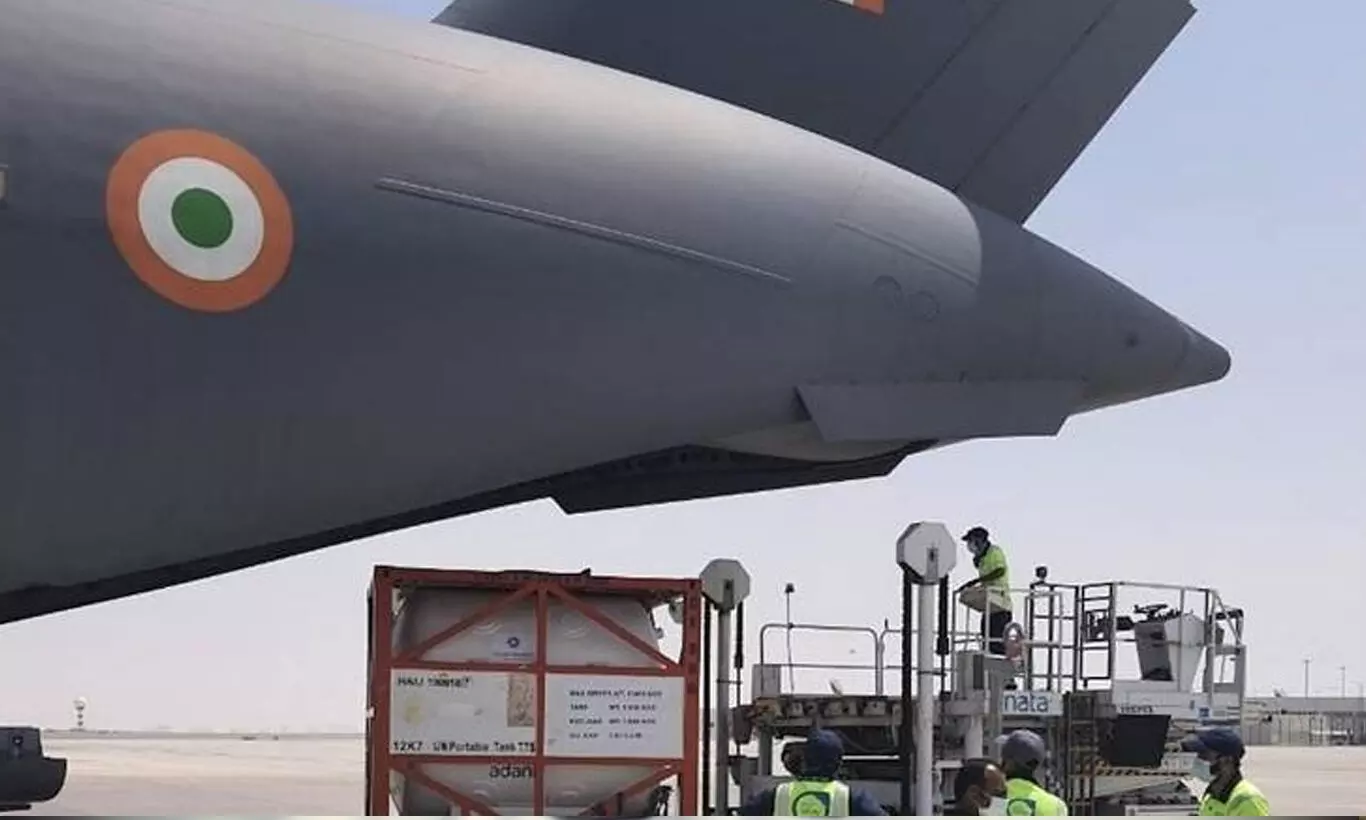 ഇന്ത്യക്ക്​ യു.എ.ഇയുടെ സഹായം; ഓക്​സിജൻ കണ്ടയ്​നറുകൾ അയച്ചു