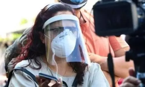 Journalist Journalist