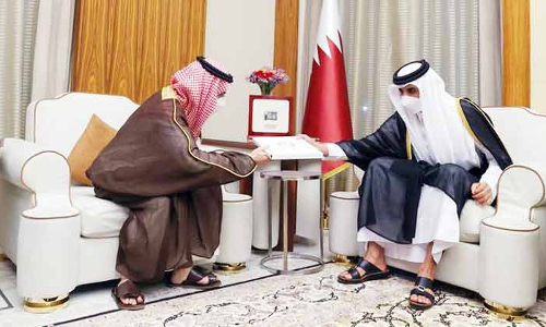 ഖ​ത്ത​ർ അ​മീ​റി​ന്​ സ​ൽ​മാ​ൻ രാ​ജാ​വി​െൻറ ക്ഷ​ണം