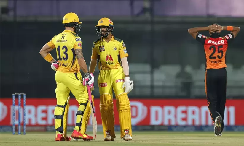 തുടർച്ചയായ അഞ്ചാം ജയത്തോടെ ചെന്നൈ വീണ്ടും തലപ്പത്ത്​​; തവിടുപൊടിയായത്​ ഹൈദരാബാദ്​