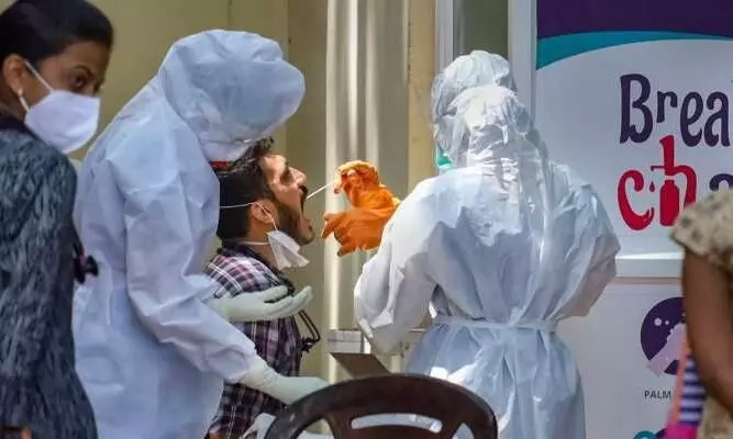 കോവിഡും തെരഞ്ഞെടുപ്പും പരീക്ഷ മൂല്യനിർണയവും; ഡ്യൂട്ടിക്ക് മുകളിൽ ഡ്യൂട്ടിയെന്ന പരാതിയുമായി അധ്യാപകർ