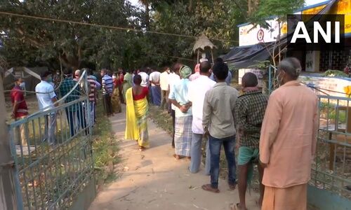 പശ്​ചിമബംഗാളിൽ അവസാനഘട്ട വോ​ട്ടെടുപ്പ്​ തുടങ്ങി