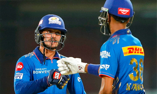 ഡീകോക്ക്​ കനിഞ്ഞു; രാജസ്ഥാനെ വീഴ്​ത്തി, വിജയവഴിയിൽ തിരിച്ചെത്തി മുംബൈ