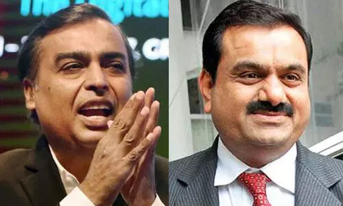 അദാനിയുടെ ദിവസ വരുമാനം 1000 കോടിയിലേറെ; എന്നാലും ഒന്നാമൻ മു​കേ​ഷ്​ അം​ബാ​നി​ തന്നെ