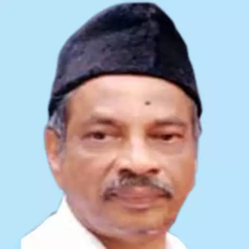 കോ​വി​ഡ് ബാ​ധി​ച്ചു മ​രി​ച്ചു