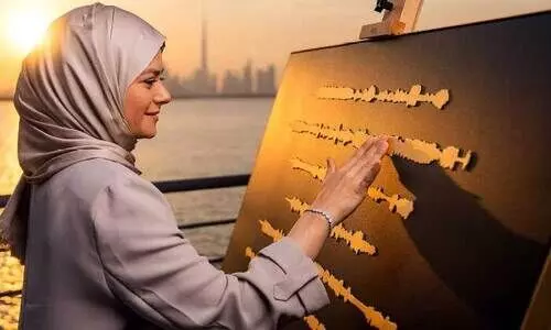 ശ​ബ്ദ​വീ​ചി​ക​ള​ല്ല, സു​ന്ദ​ര​ ക​ലാ​സൃ​ഷ്ടി​ക​ൾ