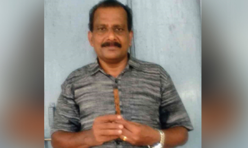 vijayan master with pen