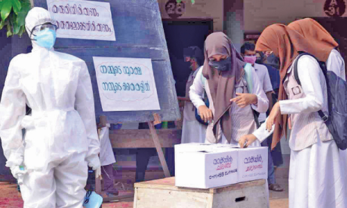 elayavoor school vaccine challenge