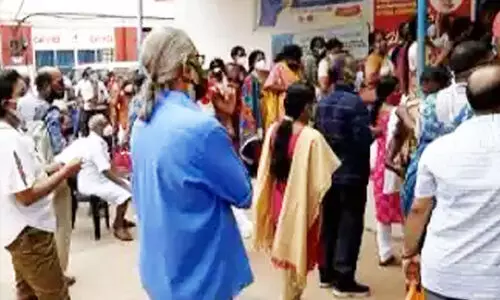 കോവിഡ് വാക്സിൻ രണ്ടാം ഡോസ്: സമയം നൽകിയിട്ടും തിരക്കുതന്നെ