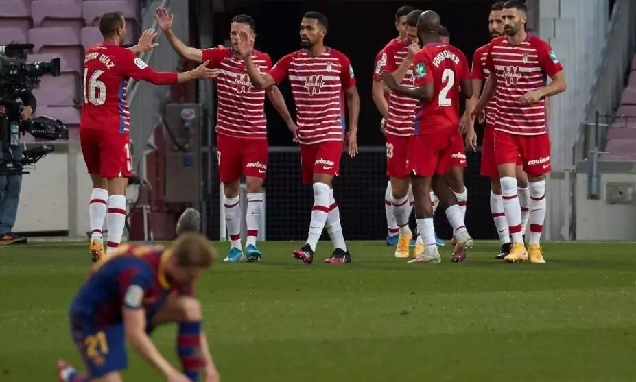 ബാഴ്​സക്ക്​ ഗ്രനഡ ഷോക്ക്​; ലാ ലിഗയിൽ കിരീടം പിടിക്കാൻ​ നാലു ടീമുകൾ