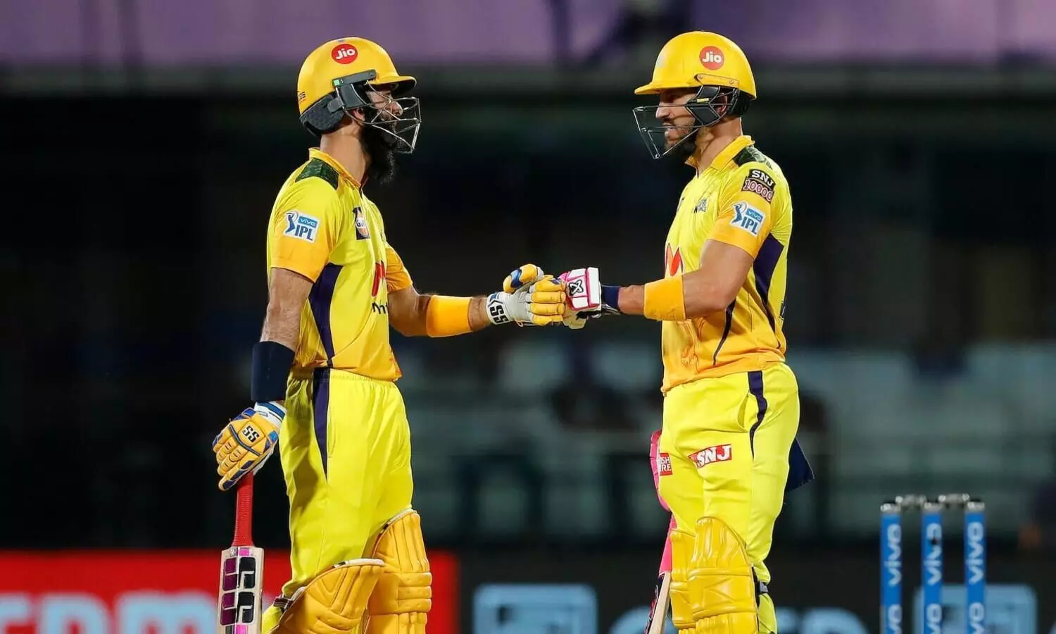 അടിയോടടി, ബുംറക്കും നന്നായി കിട്ടി; മുംബൈയുടെ വയറുനിറച്ച്​ ചെന്നൈ