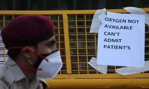 തലയ്ക്ക് മുകളില്‍ വെള്ളമെത്തി, ഇനിയെങ്കിലും ഉണർന്നു പ്രവർത്തിക്കൂ -കേന്ദ്ര സര്‍ക്കാറിനോട് ഡല്‍ഹി ഹൈകോടതി