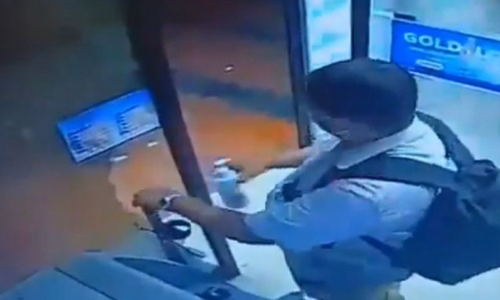 കോവിഡ്​ കാലത്തെ ഈ മോഷണം വഴികാട്ടുക ജയി​ല​ലേക്കല്ല ശ്​മശാനത്തിലേക്കാകും -വിഡിയോ