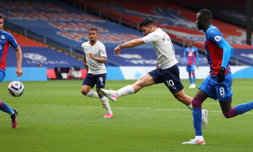 ക്രിസ്​റ്റൽ പാലസിനെയും വീഴ്​ത്തി; മാഞ്ചസ്​റ്റർ സിറ്റി കിരീടത്തിലേക്ക്​