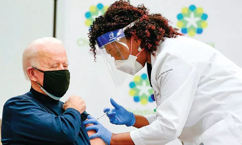 Joe Biden taking Vaccination Joe Biden taking Vaccination