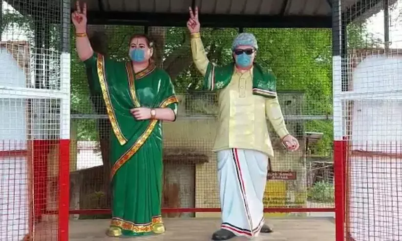 MGR jayalalita masked statues MGR jayalalita masked statues