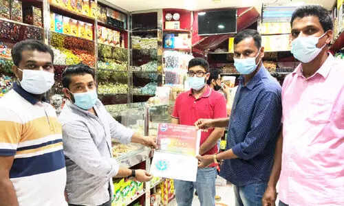 വാ​ക്സി​ൻ ച​ല​ഞ്ചി​ൽ ന​വോ​ദ​യ യാം​ബു ഏ​രി​യ ക​മ്മി​റ്റി​യും