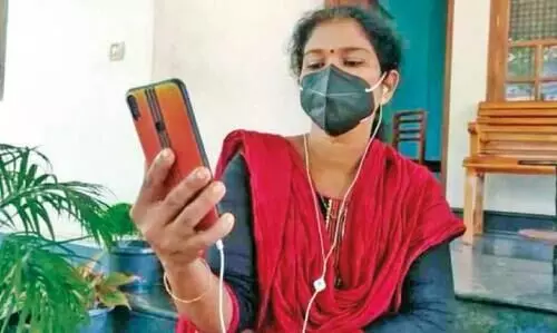 യുവ കർഷകക്ക് ജഡ്​ജിയുടെ ആദരം