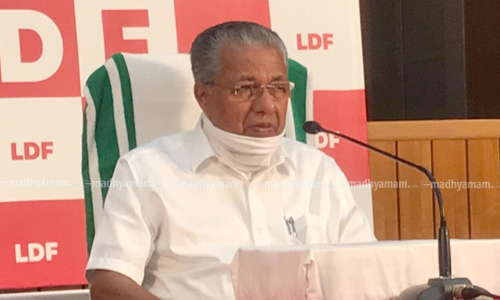 വിജയദിനത്തിലും ഭാവമാറ്റമില്ലാതെ...; പ്രതിപക്ഷത്തെയും മാധ്യമങ്ങളെയും കടന്നാക്രമിച്ച്​ പിണറായി