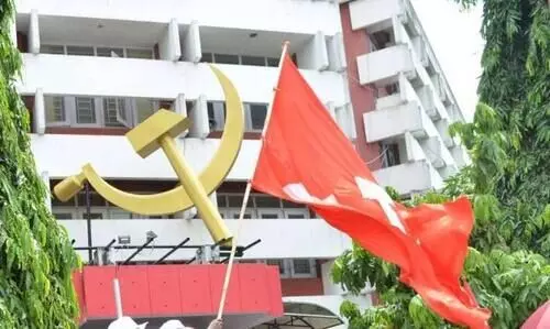 ആവേശത്തിൽ എ.കെ.ജി സെൻറർ; ഇന്ദിര ഭവൻ മ്ലാനം