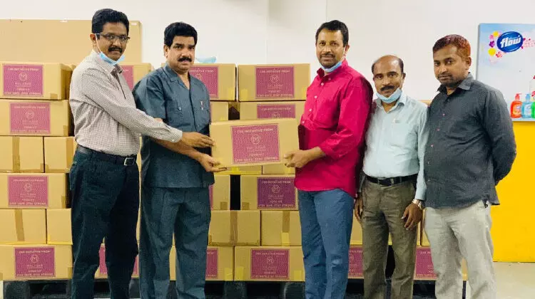 കെ.​എം.​സി.​സി റ​മ​ദാ​ന്‍ ഭ​ക്ഷ്യ കി​റ്റ് വി​ത​ര​ണം