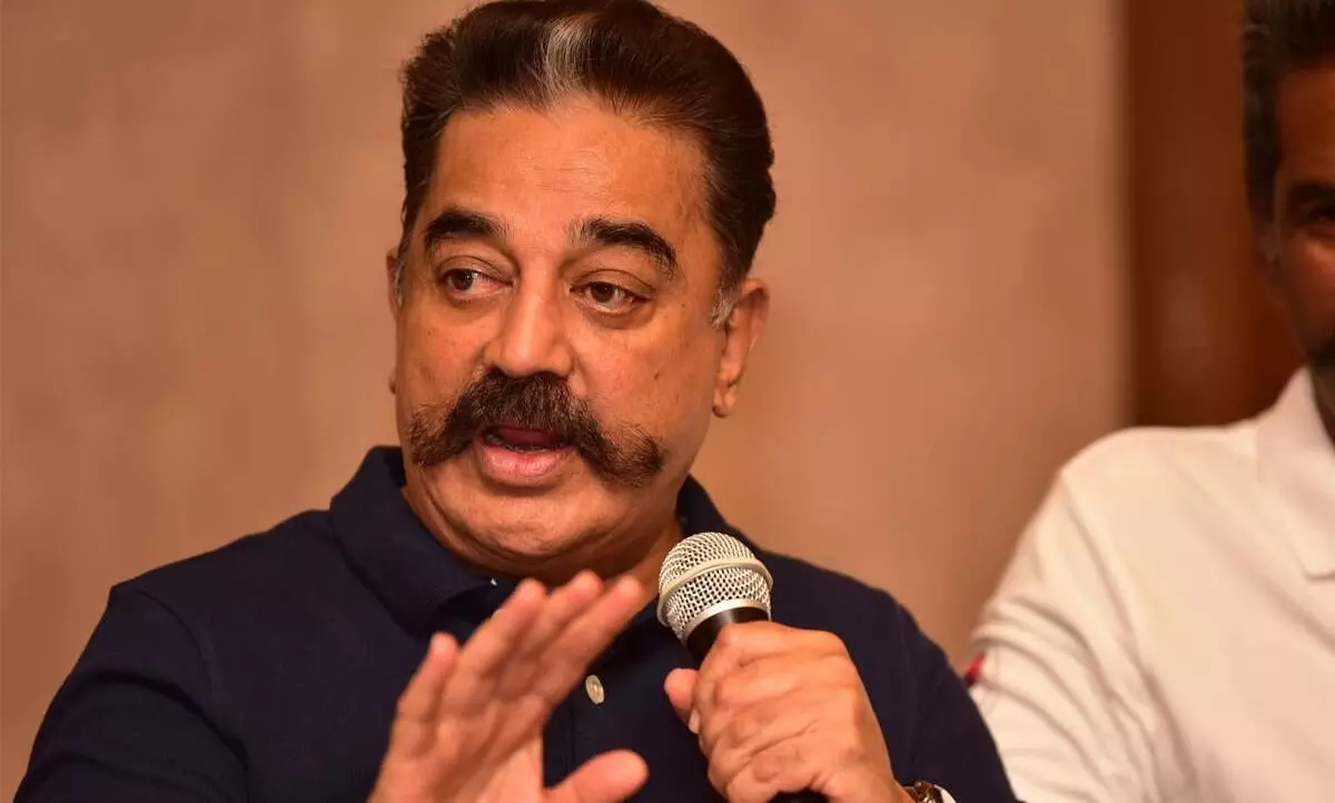 കമൽ ഹാസൻ മുന്നിൽ; ഖുഷ്ബു പിന്നിൽ കമൽ ഹാസൻ മുന്നിൽ; ഖുഷ്ബു പിന്നിൽ