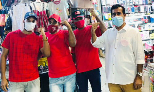 കേരള തെ​ര​ഞ്ഞെ​ടു​പ്പ്​ ഫ​ലം: പ​തി​വ് ആ​വേ​ശ​മി​ല്ലാ​തെ പ്ര​വാ​സി​ക​ളു​ടെ ആ​ഘോ​ഷം