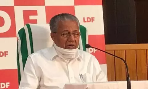 കേരളത്തിൽ നിന്നും ഇനി മറ്റ് സംസ്ഥാനങ്ങൾക്ക് ഓക്സിജൻ നൽകാൻ കഴിയില്ലെന്ന് മുഖ്യമന്ത്രി