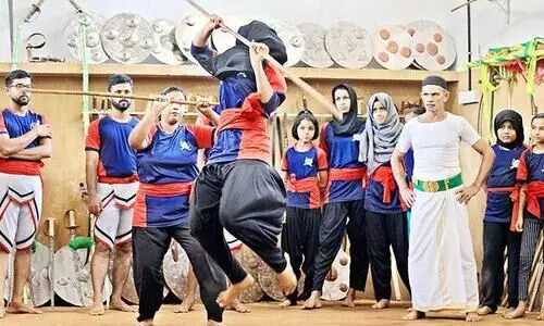 അങ്കത്തട്ടിലെ പ്രതിരോധപ്പയറ്റ്​