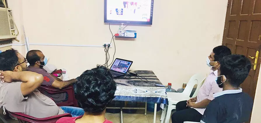 വോട്ടെണ്ണൽ: ആവേശം ചോരാതെ പ്രവാസികളും