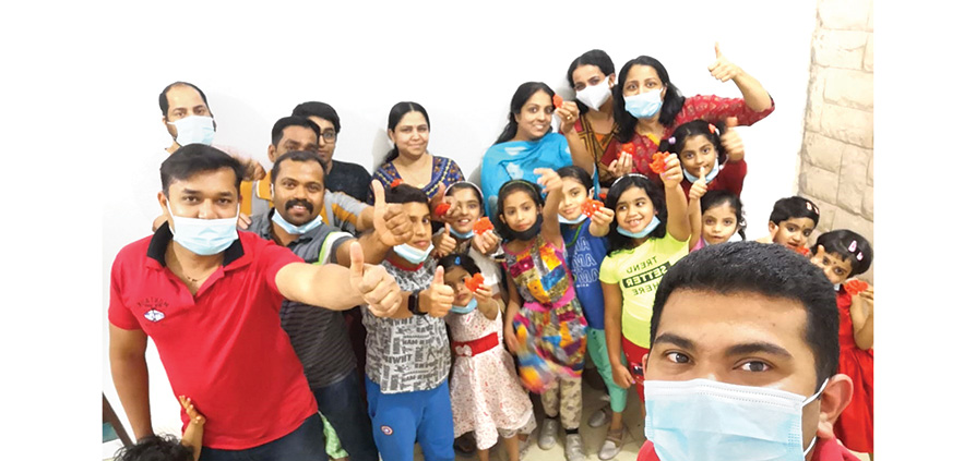 ആവേശത്തിമിർപ്പിൽ പ്രവാസലോകത്തെ ഇടത് അനുകൂലികൾ ആവേശത്തിമിർപ്പിൽ പ്രവാസലോകത്തെ ഇടത് അനുകൂലികൾ